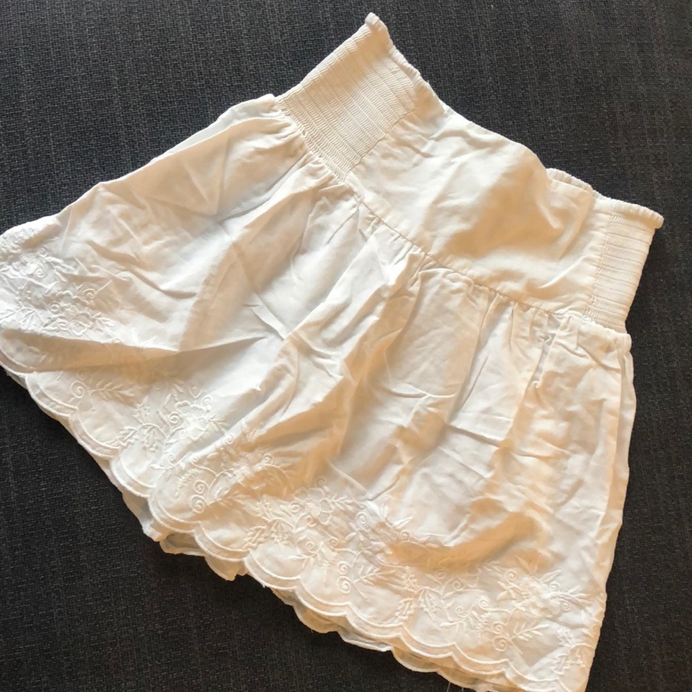 GUESS brand, size small, white skirt.